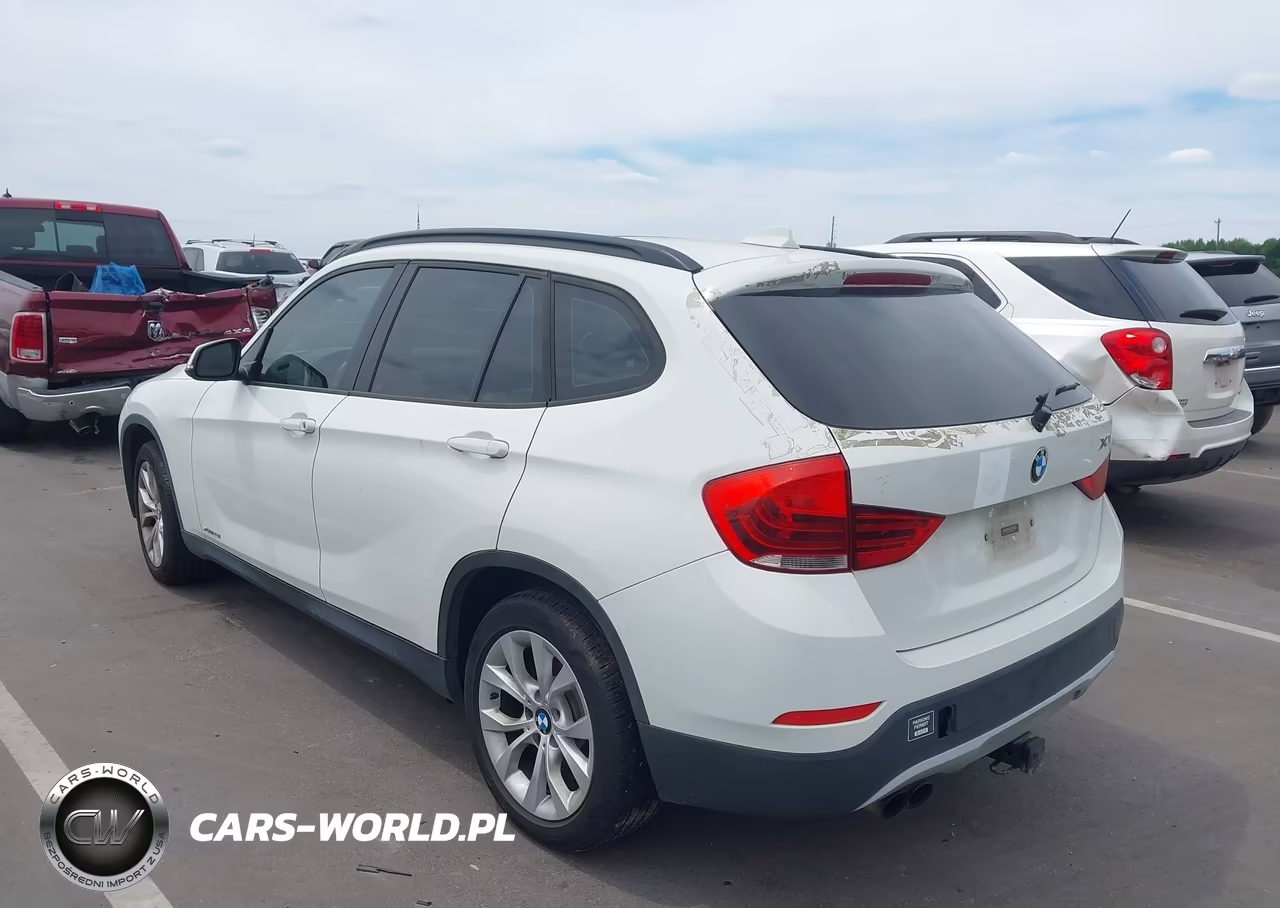 2014 BMW X1 xDrive28I VIN:WBAVL1C54EVY18400 - 3