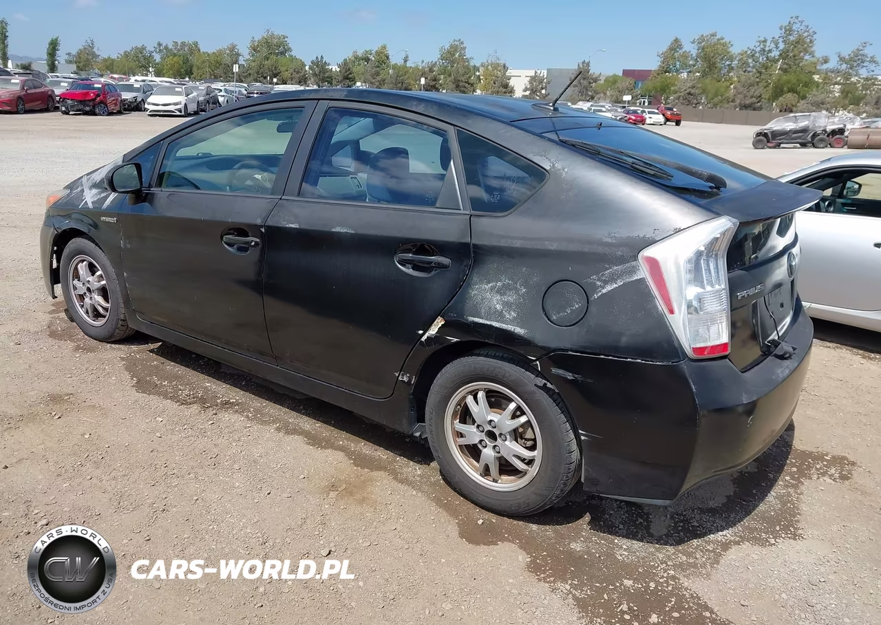 2011 Toyota Prius Two VIN:JTDKN3DU1B5302024 - 3