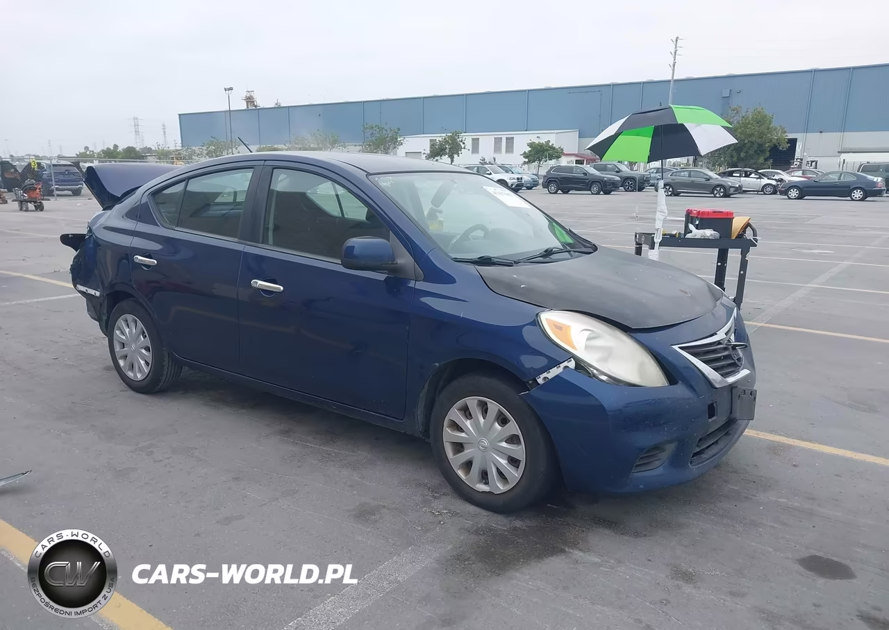 2012 Nissan Versa 1.6 Sv – zdjęcie 1 z 17