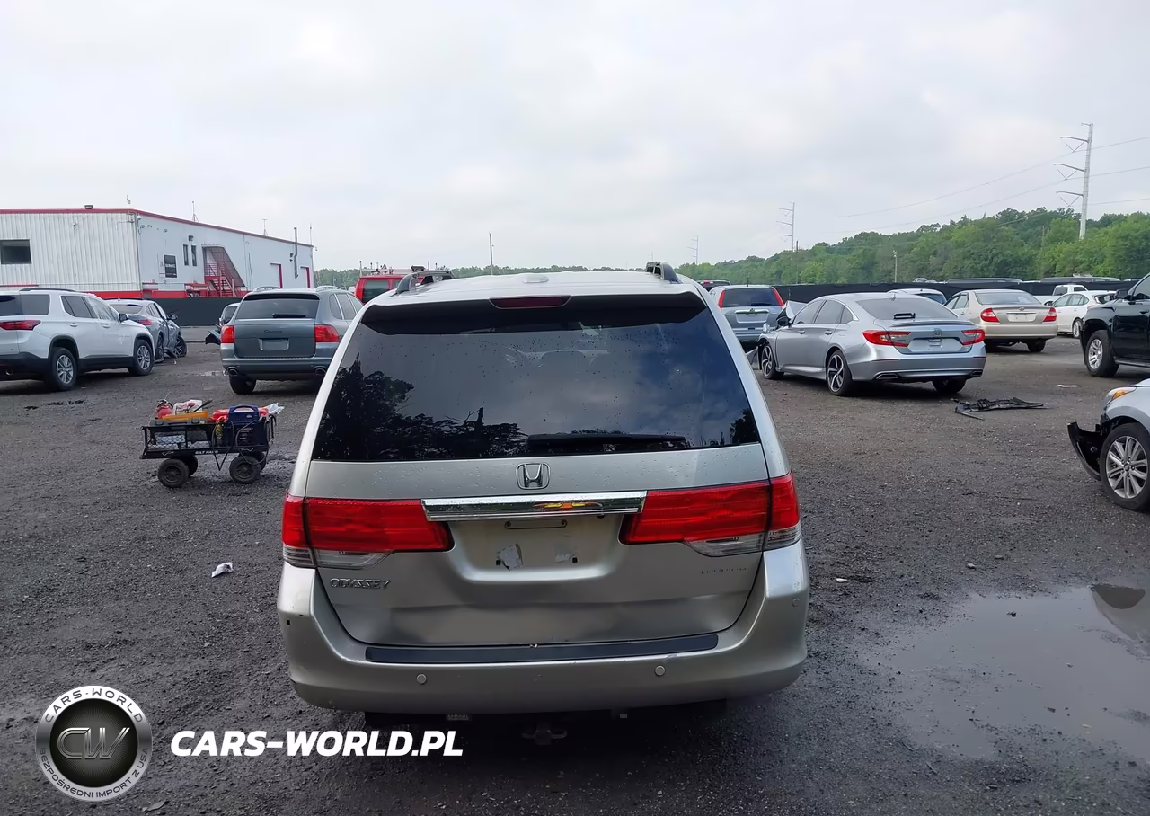 2008 Honda Odyssey Touring VIN:5FNRL38948B018937 - 16