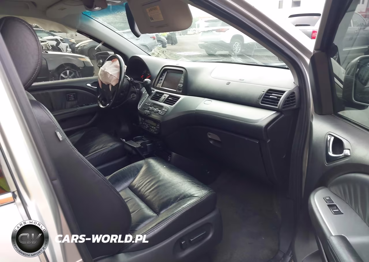 2008 Honda Odyssey Touring VIN:5FNRL38948B018937 - 5