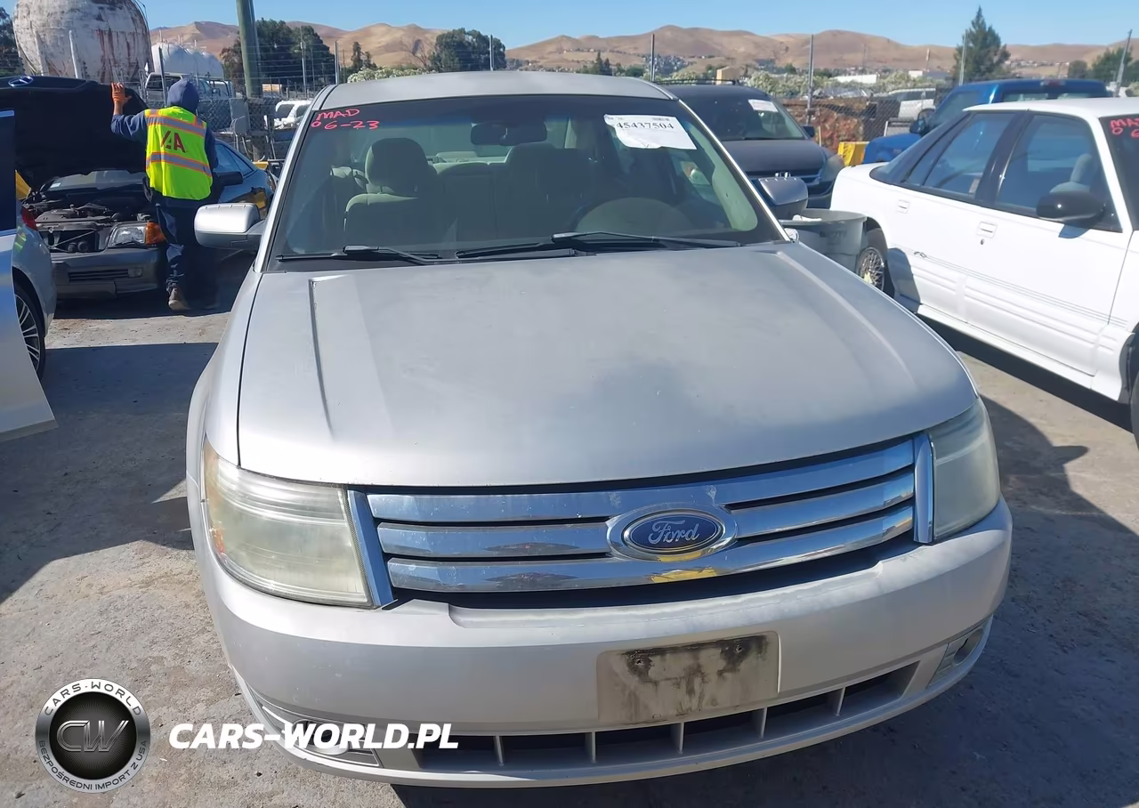 2008 Ford Taurus Sel VIN:1FAHP24W48G142563 - 12