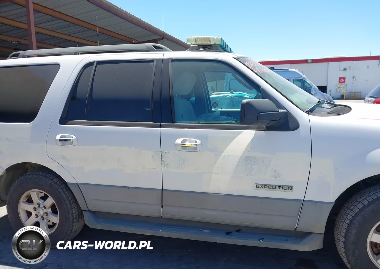 2007 Ford Expedition Xlt VIN:1FMFU16547LA67857 - 13