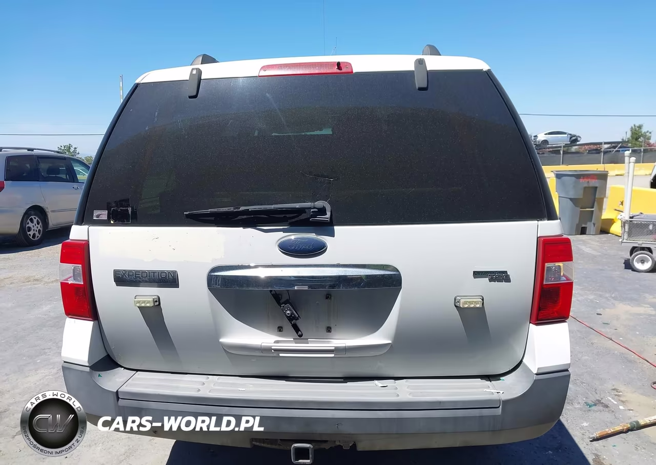 2007 Ford Expedition Xlt VIN:1FMFU16547LA67857 - 16
