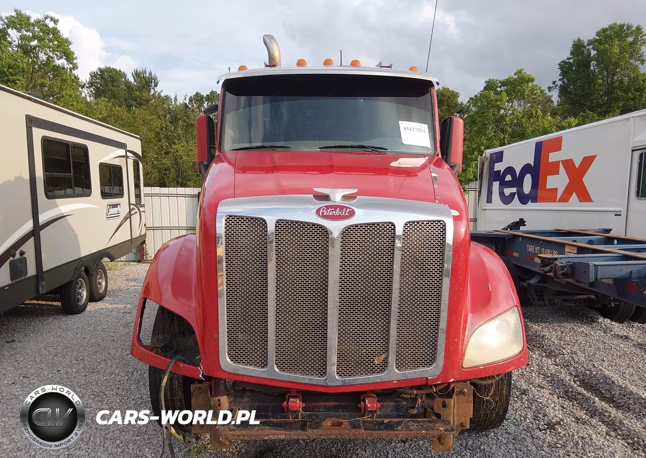 2015 Peterbilt 579 VIN:1XPBDP8X6FD270342 - 11