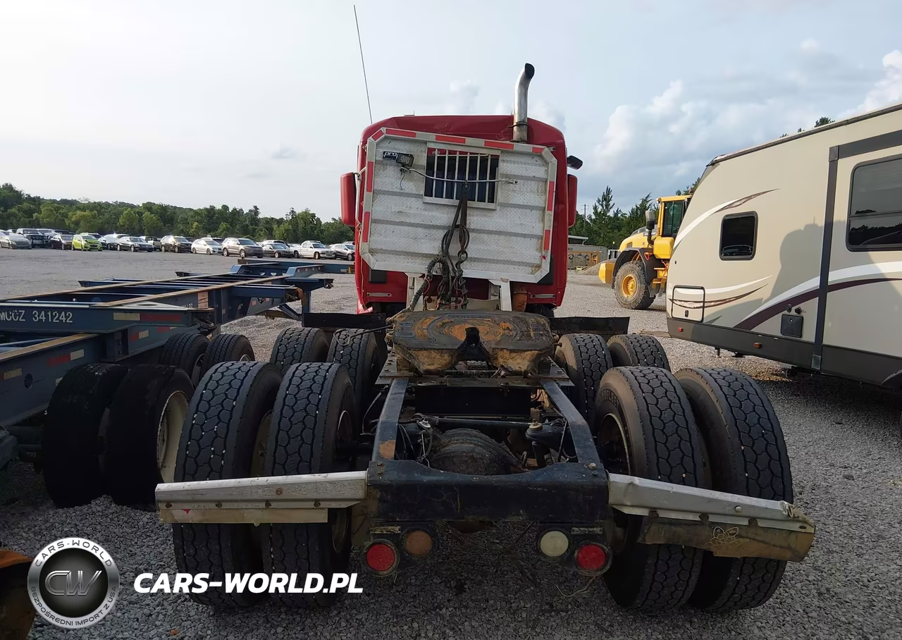 2015 Peterbilt 579 VIN:1XPBDP8X6FD270342 - 14