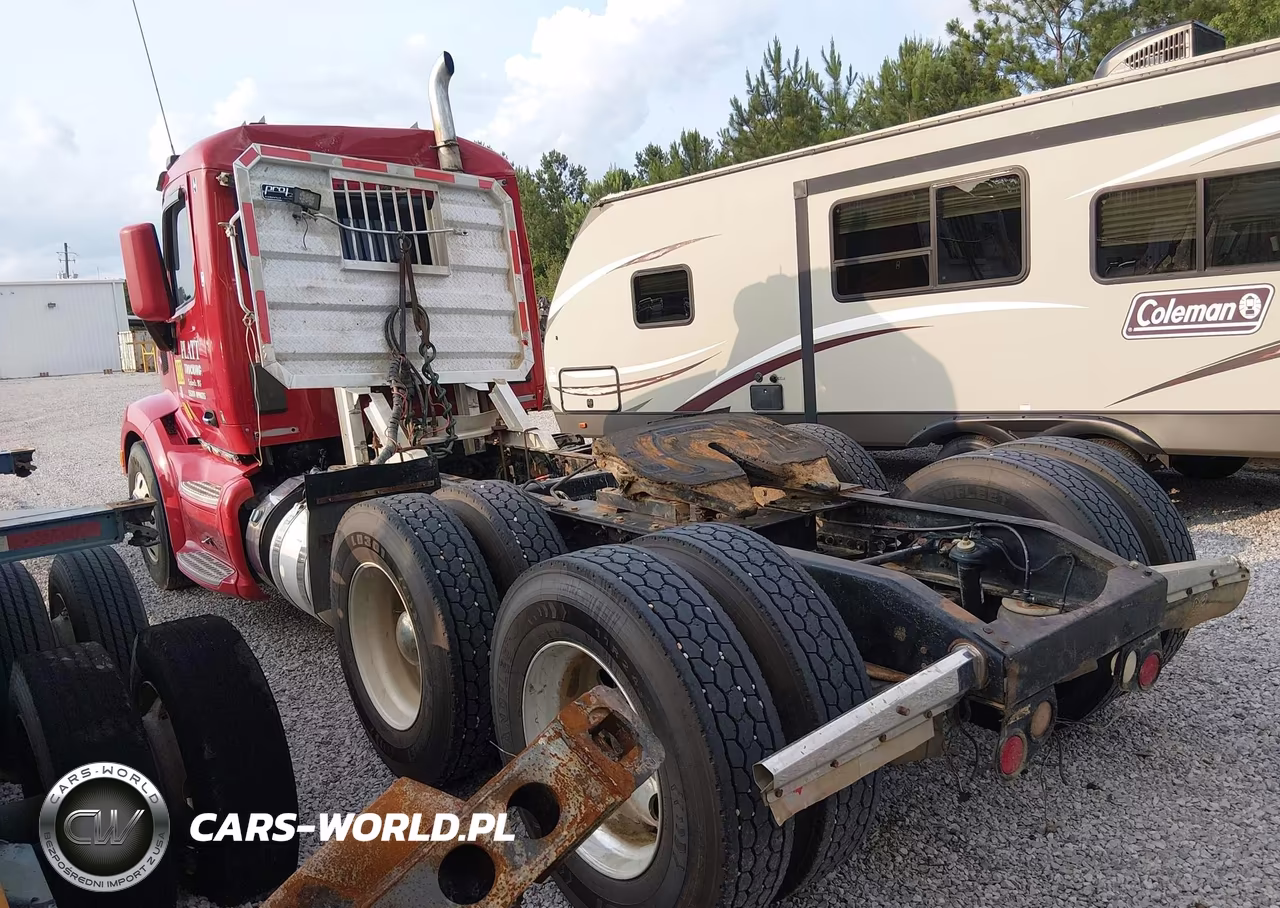 2015 Peterbilt 579 VIN:1XPBDP8X6FD270342 - 3