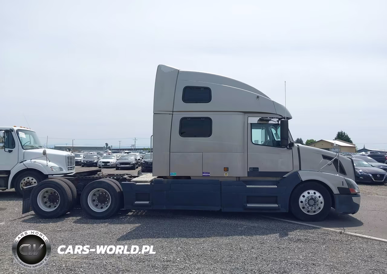 2004 Volvo Vn Vnl VIN:4V4NC9TJ14N364396 - 13