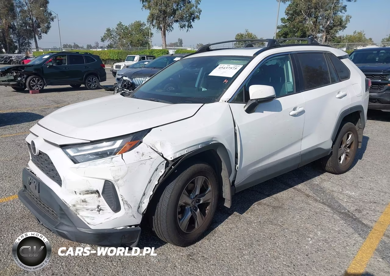 2022 Toyota Rav4 Xle VIN:2T3P1RFV8NC310078 - 2