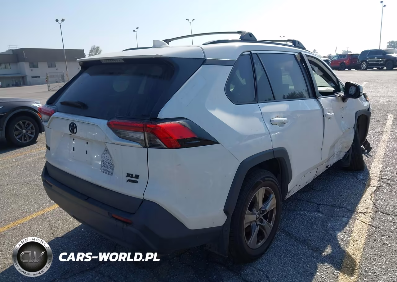 2022 Toyota Rav4 Xle VIN:2T3P1RFV8NC310078 - 4