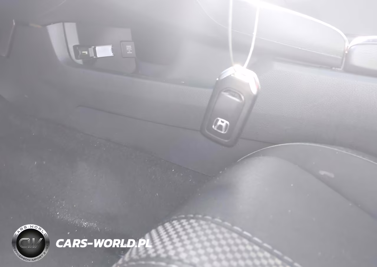 2020 Honda Civic Sport VIN:19XFC2F82LE007599 - 11