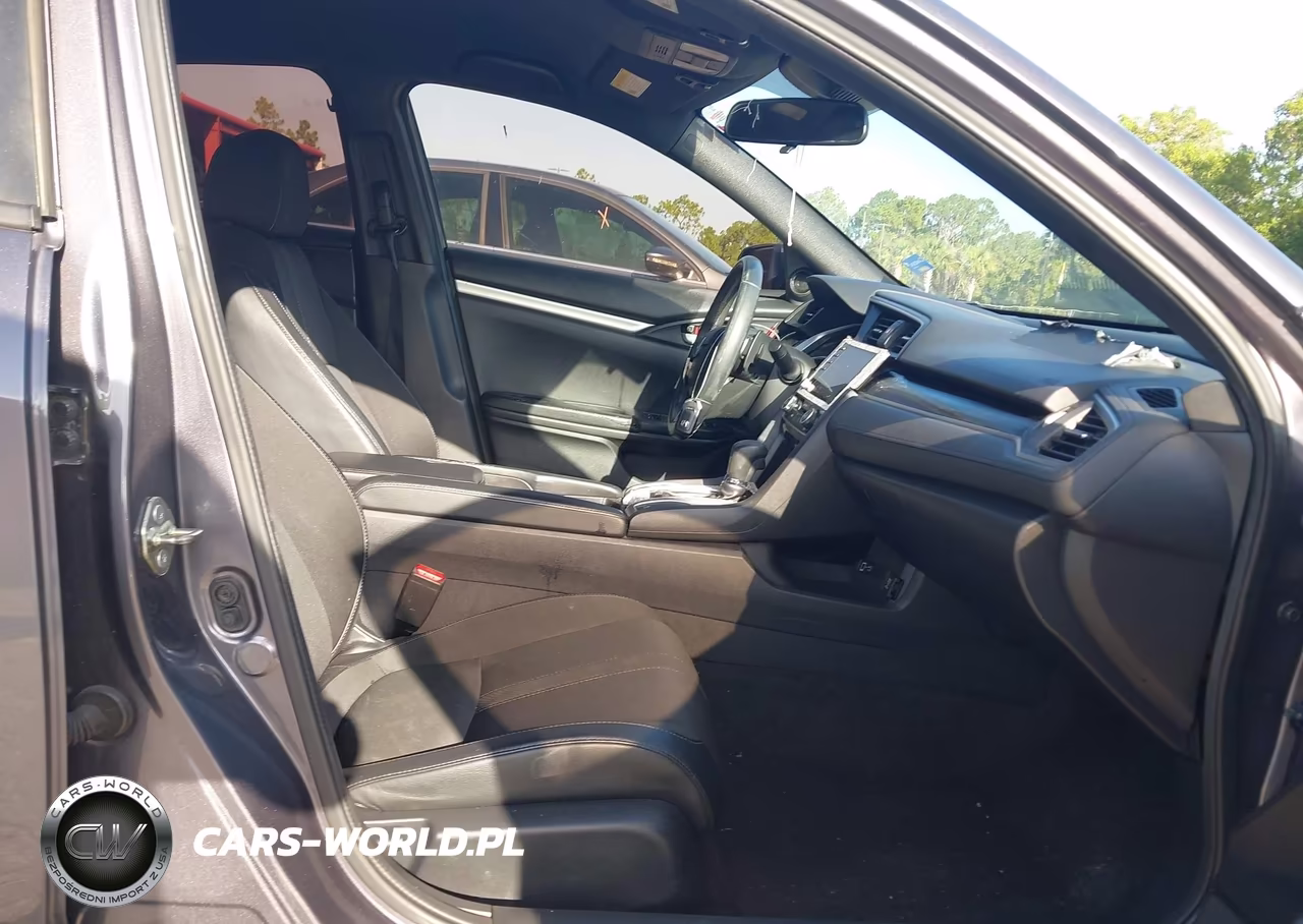 2020 Honda Civic Sport VIN:19XFC2F82LE007599 - 5