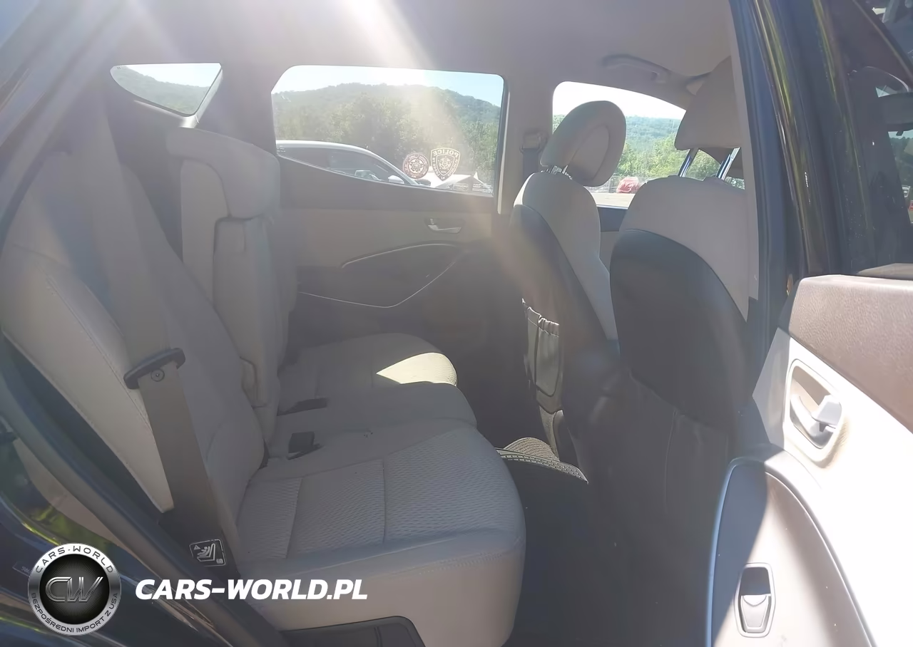 2017 Hyundai Santa Fe Sport 2.4L VIN:5NMZUDLB4HH014141 - 8