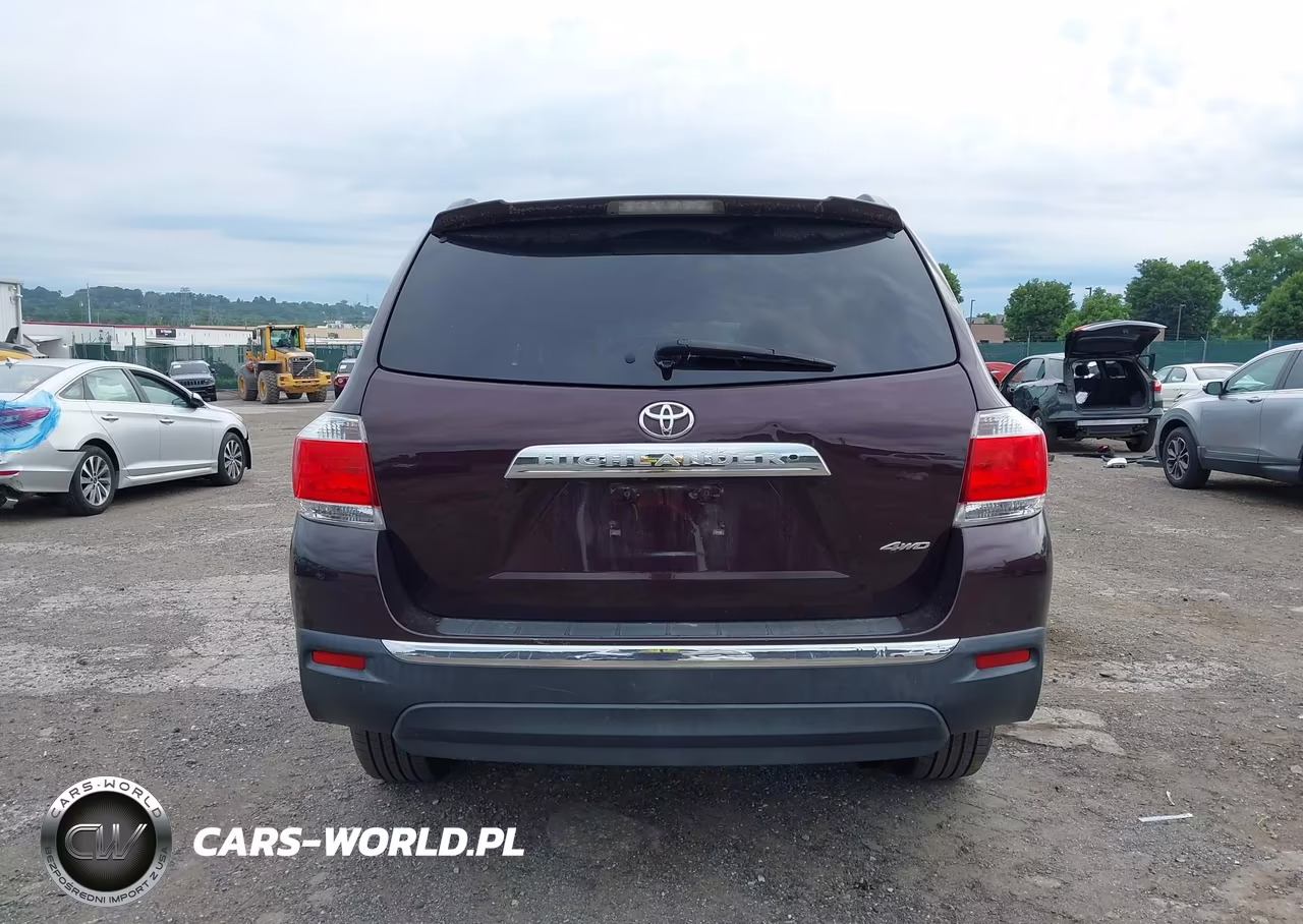 2011 Toyota Highlander Base V6 VIN:5TDBK3EH3BS083619 - 16