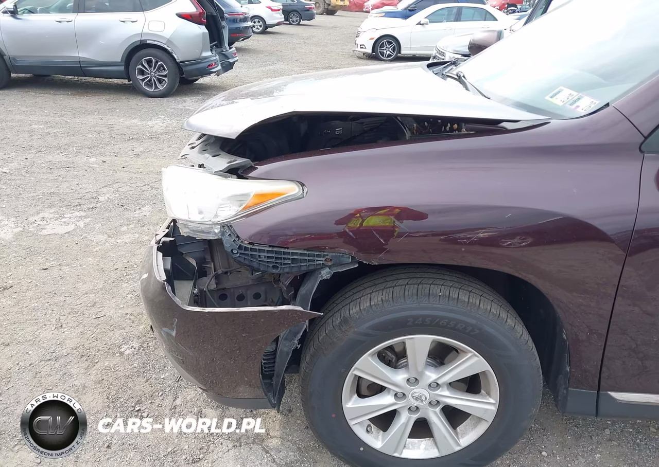 2011 Toyota Highlander Base V6 VIN:5TDBK3EH3BS083619 - 6