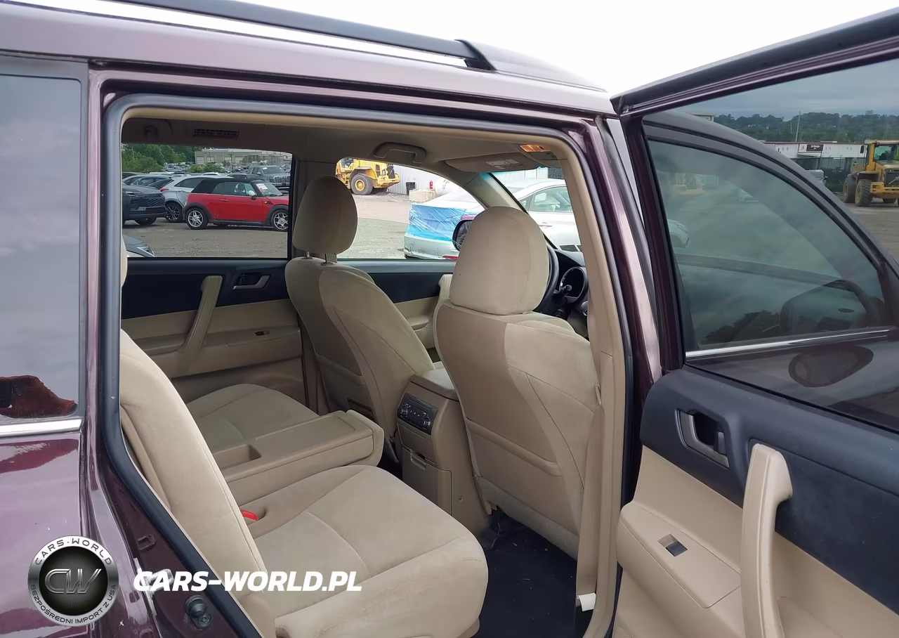 2011 Toyota Highlander Base V6 VIN:5TDBK3EH3BS083619 - 8