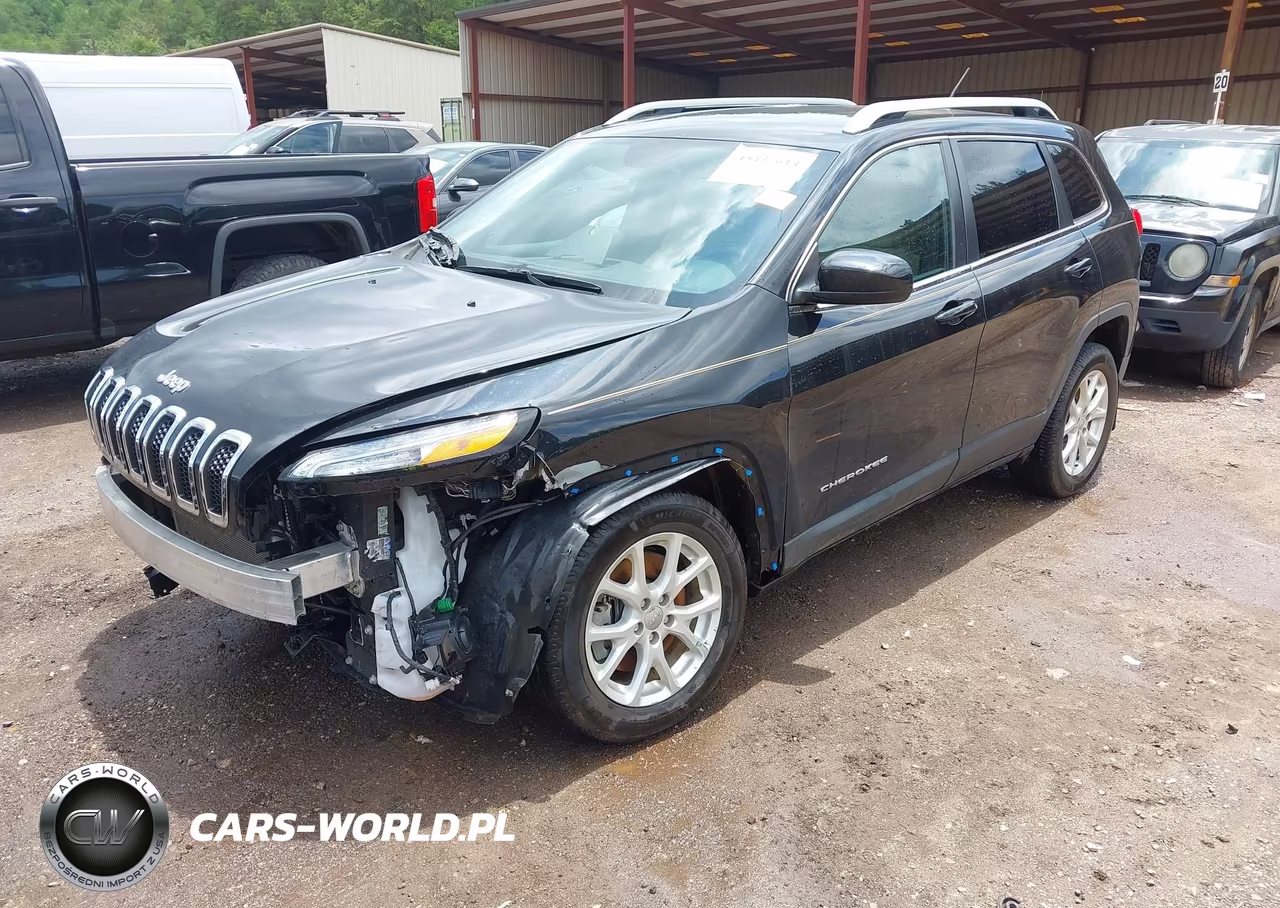 2015 Jeep Cherokee Latitude VIN:1C4PJLCS6FW689851 - 2