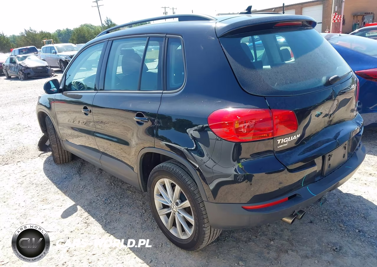 2017 Volkswagen Tiguan 2.0T-2.0T S VIN:WVGBV7AX3HK050708 - 3