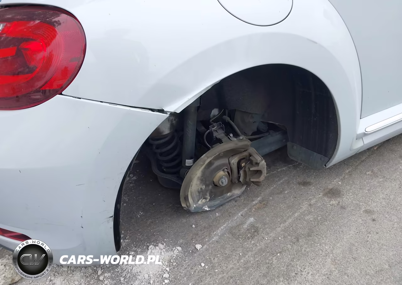 2018 Volkswagen Beetle 2.0T Coast-2.0T S-2.0T Se VIN:3VW5DAAT2JM518115 - 18