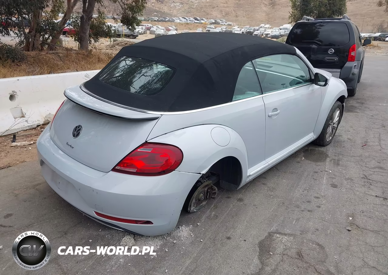 2018 Volkswagen Beetle 2.0T Coast-2.0T S-2.0T Se VIN:3VW5DAAT2JM518115 - 4