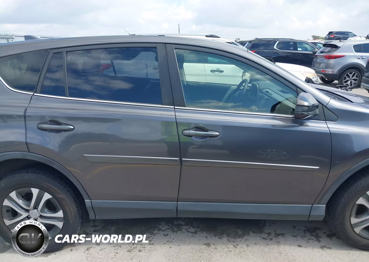 2018 Toyota Rav4 Le VIN:JTMZFREV5JJ211110 - 14