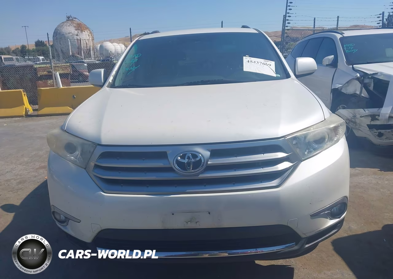 2013 Toyota Highlander Base Plus VIN:5TDZA3EHXDS036978 - 12