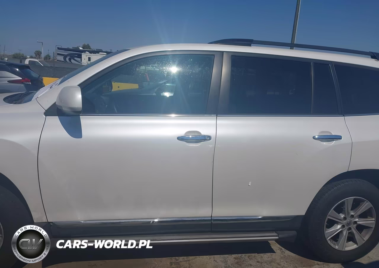 2013 Toyota Highlander Base Plus VIN:5TDZA3EHXDS036978 - 14