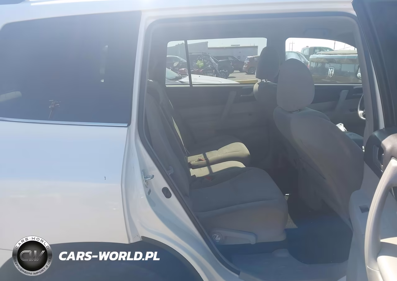 2013 Toyota Highlander Base Plus VIN:5TDZA3EHXDS036978 - 8
