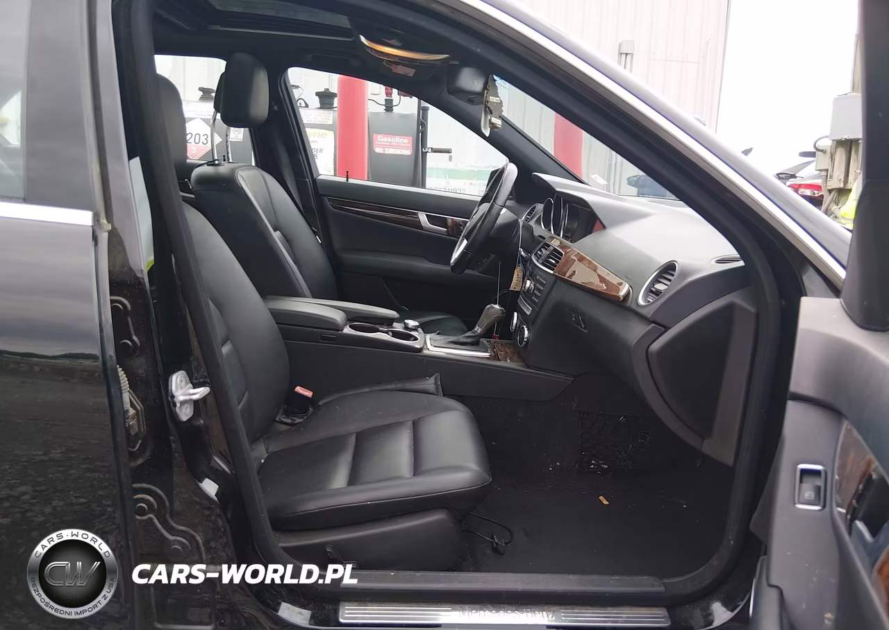 2013 Mercedes-Benz C 250 Sport VIN:WDDGF4HB2DA774167 - 5
