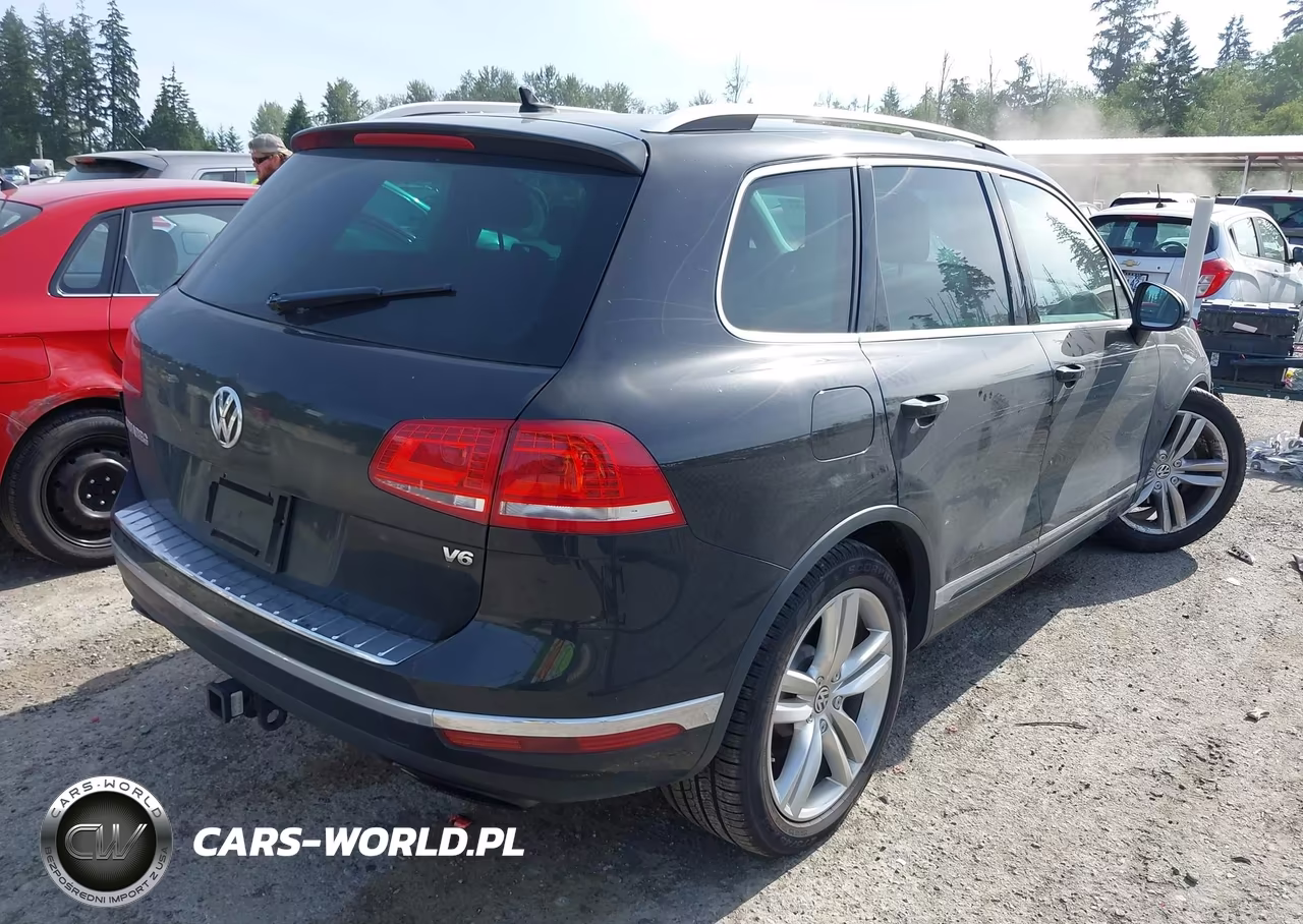 2016 Volkswagen Touareg Vr6 Sport VIN:WVGEF9BP5GD006006 - 4