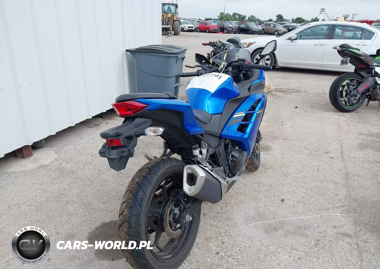2017 Kawasaki Ex300 B VIN:JKAEX8B18HDA33819 - 4