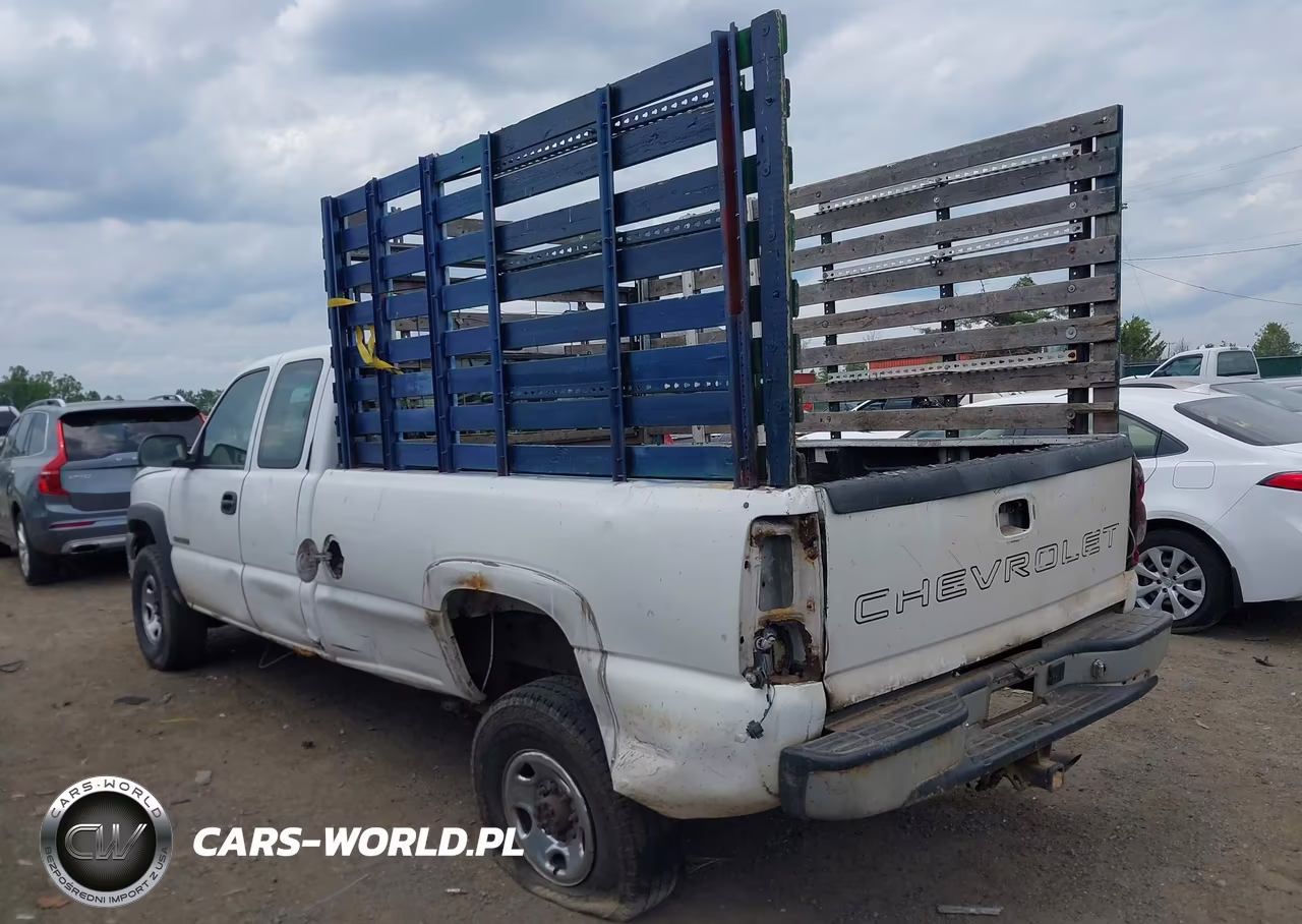 2007 Chevrolet Silverado 2500Hd Classic Work Truck VIN:1GCHC29U07E118526 - 3
