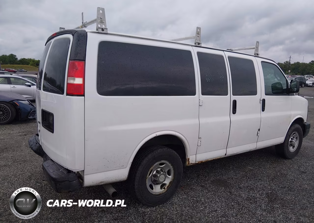 2016 Chevrolet Express 2500 Work Van VIN:1GCWGAFF8G1236780 - 4
