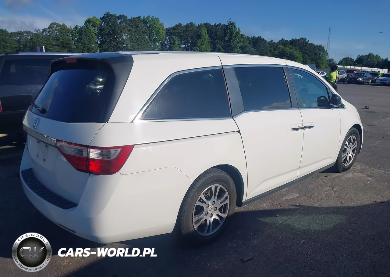 2011 Honda Odyssey Ex-L VIN:5FNRL5H64BB084588 - 4