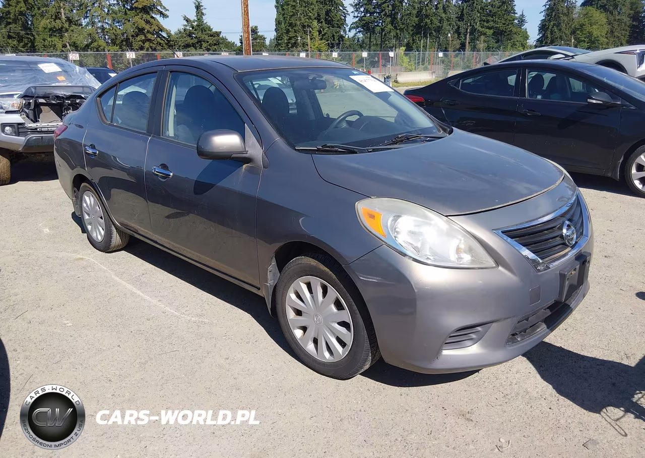 2012 Nissan Versa 1.6 Sv