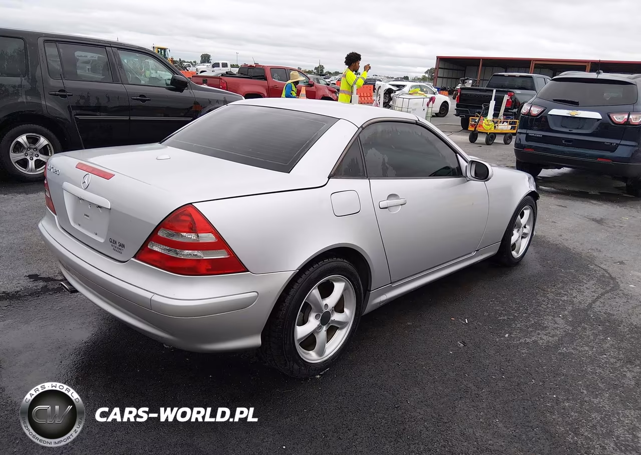 2003 Mercedes-Benz Slk 320 VIN:WDBKK65F93F282979 - 4