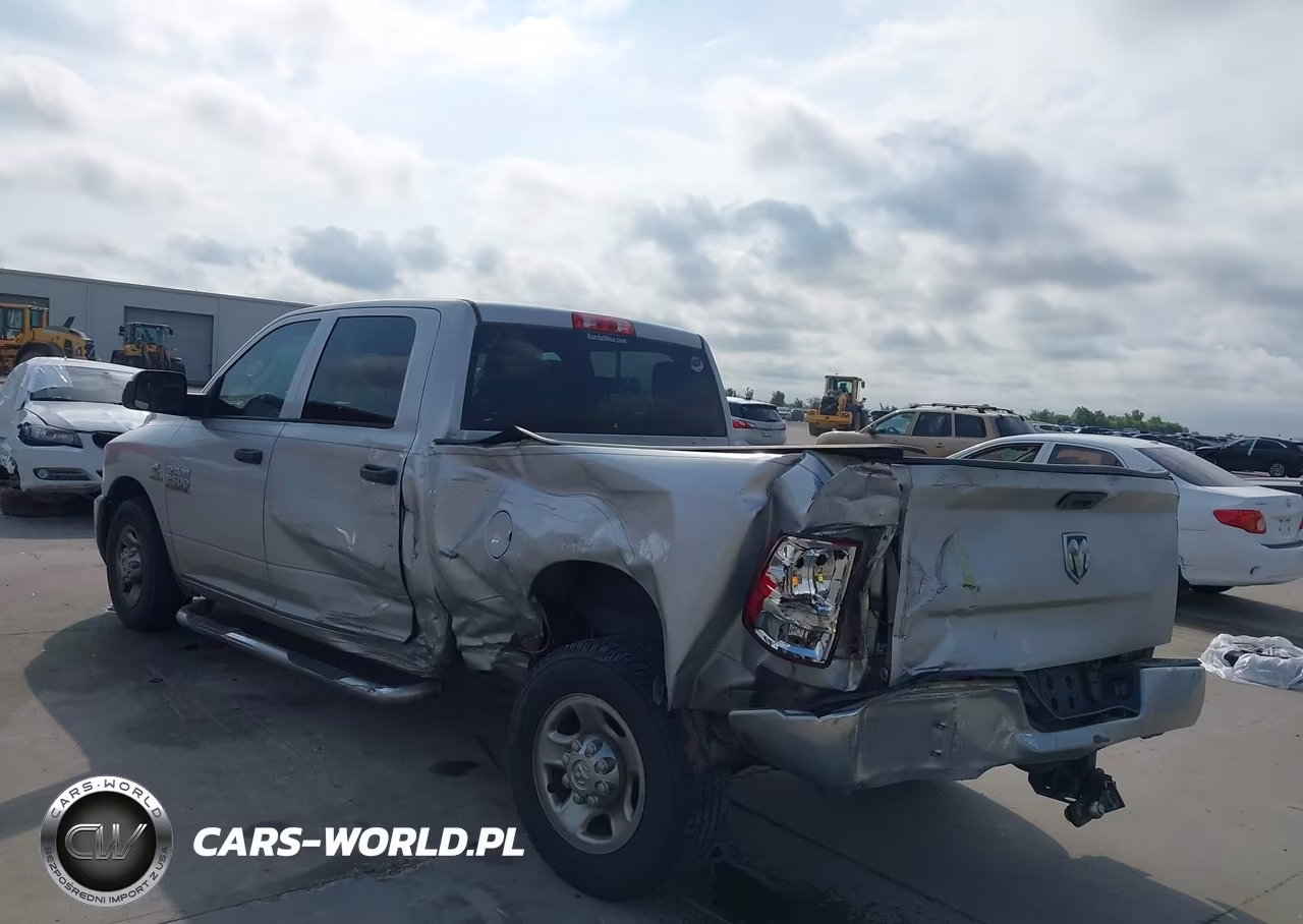 2013 Ram 2500 Tradesman VIN:3C6UR4CLXDG613661 - 3