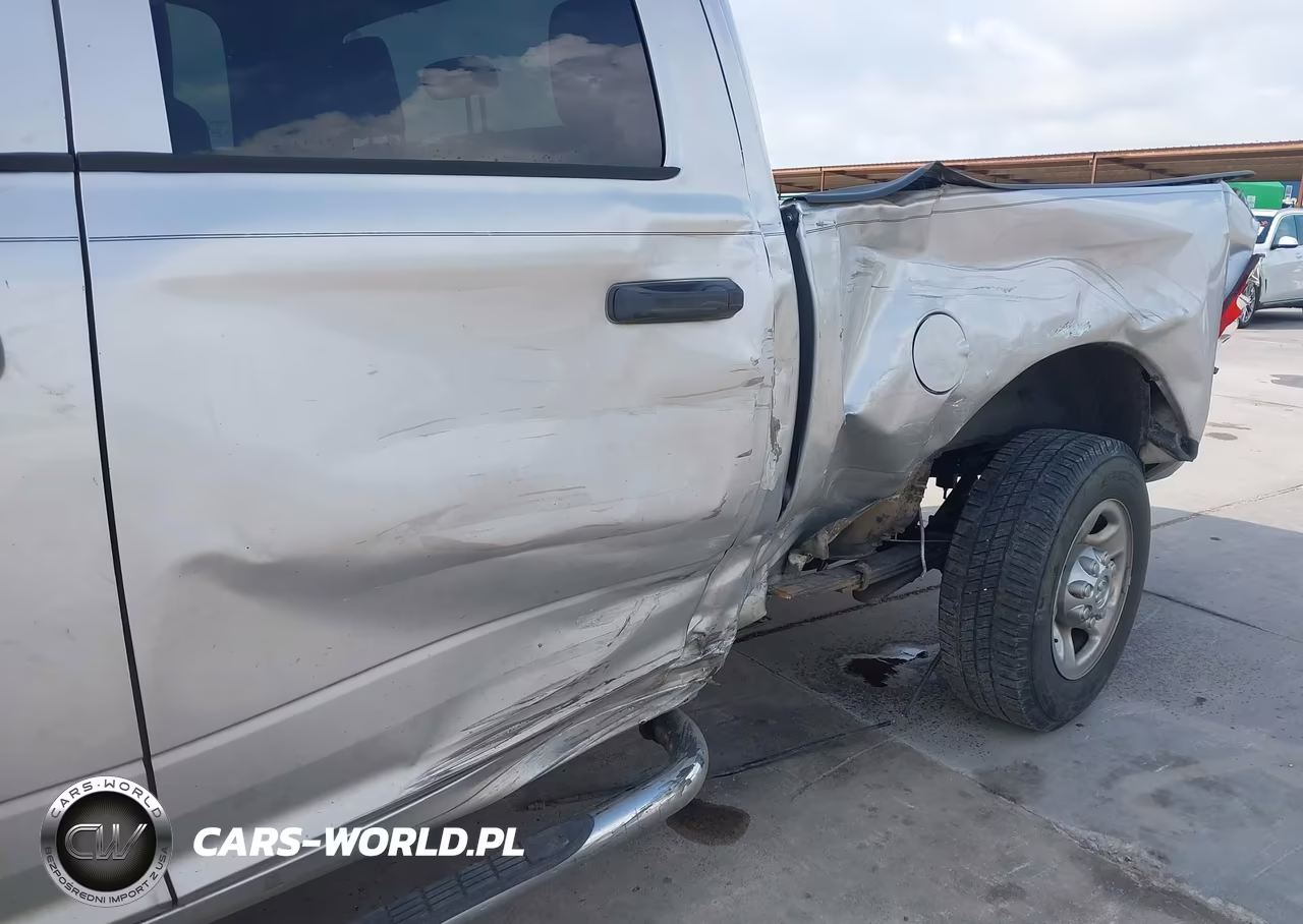 2013 Ram 2500 Tradesman VIN:3C6UR4CLXDG613661 - 6