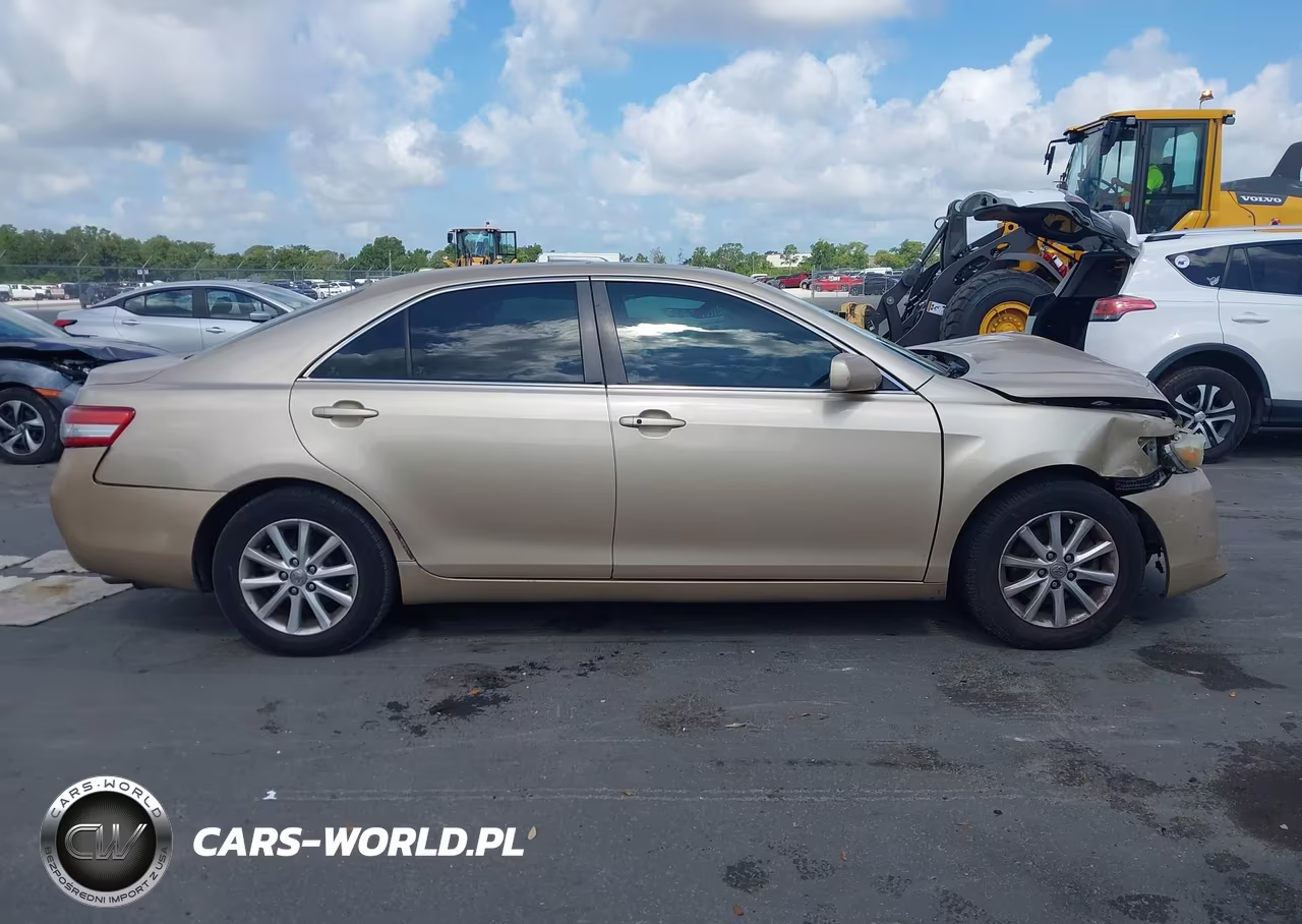2010 Toyota Camry Xle VIN:4T1BF3EK9AU032213 - 13
