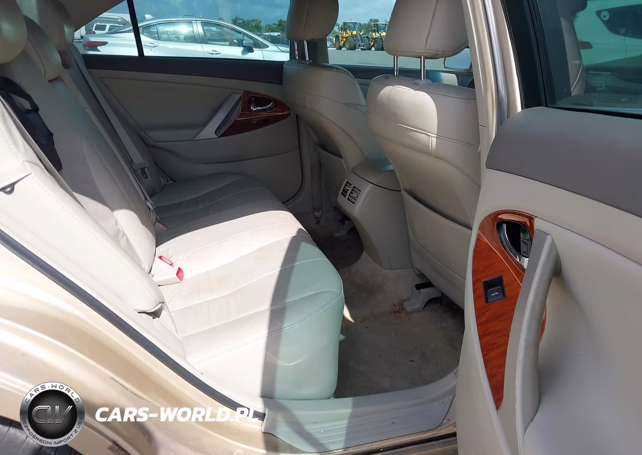 2010 Toyota Camry Xle VIN:4T1BF3EK9AU032213 - 8