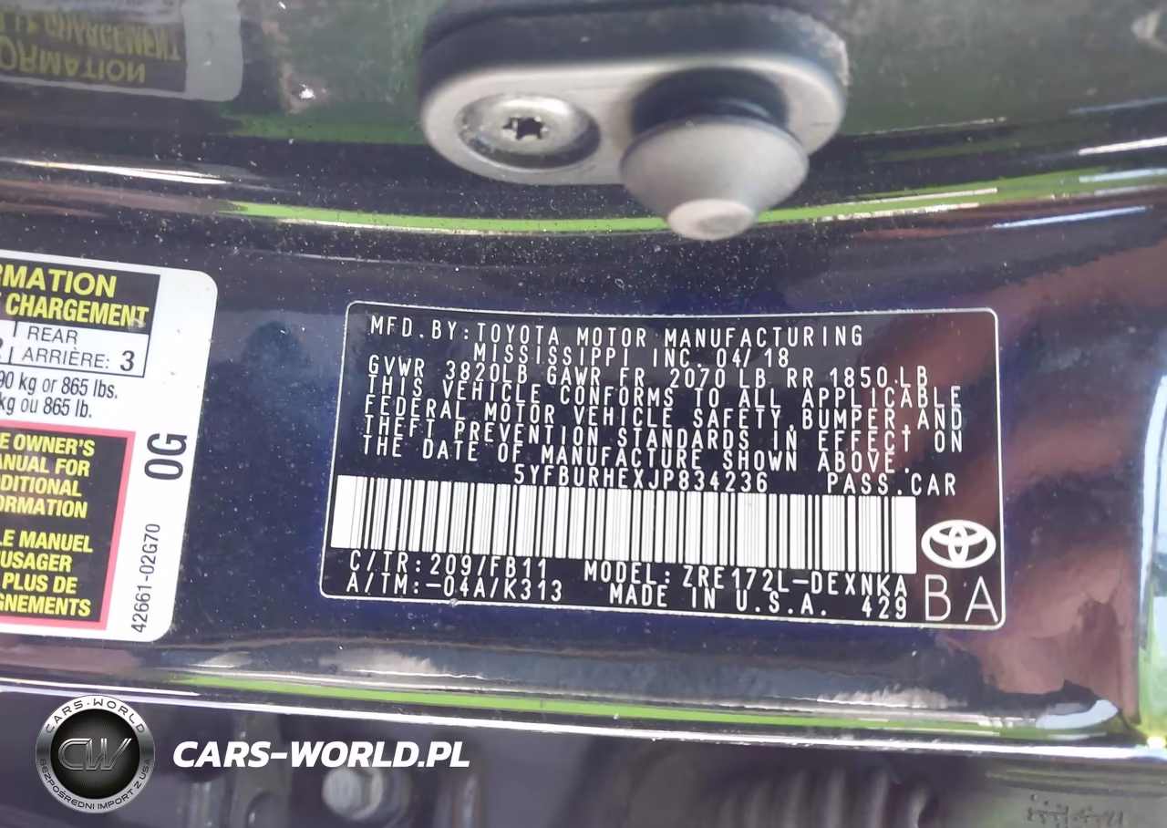 2018 Toyota Corolla Le VIN:5YFBURHEXJP834236 - 9