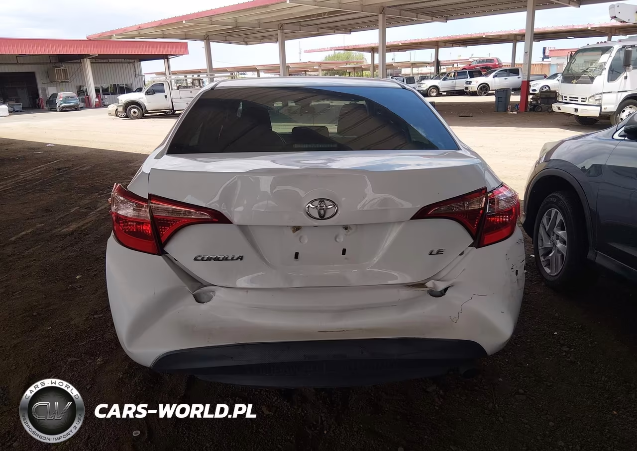 2018 Toyota Corolla Le VIN:2T1BURHE3JC034068 - 16