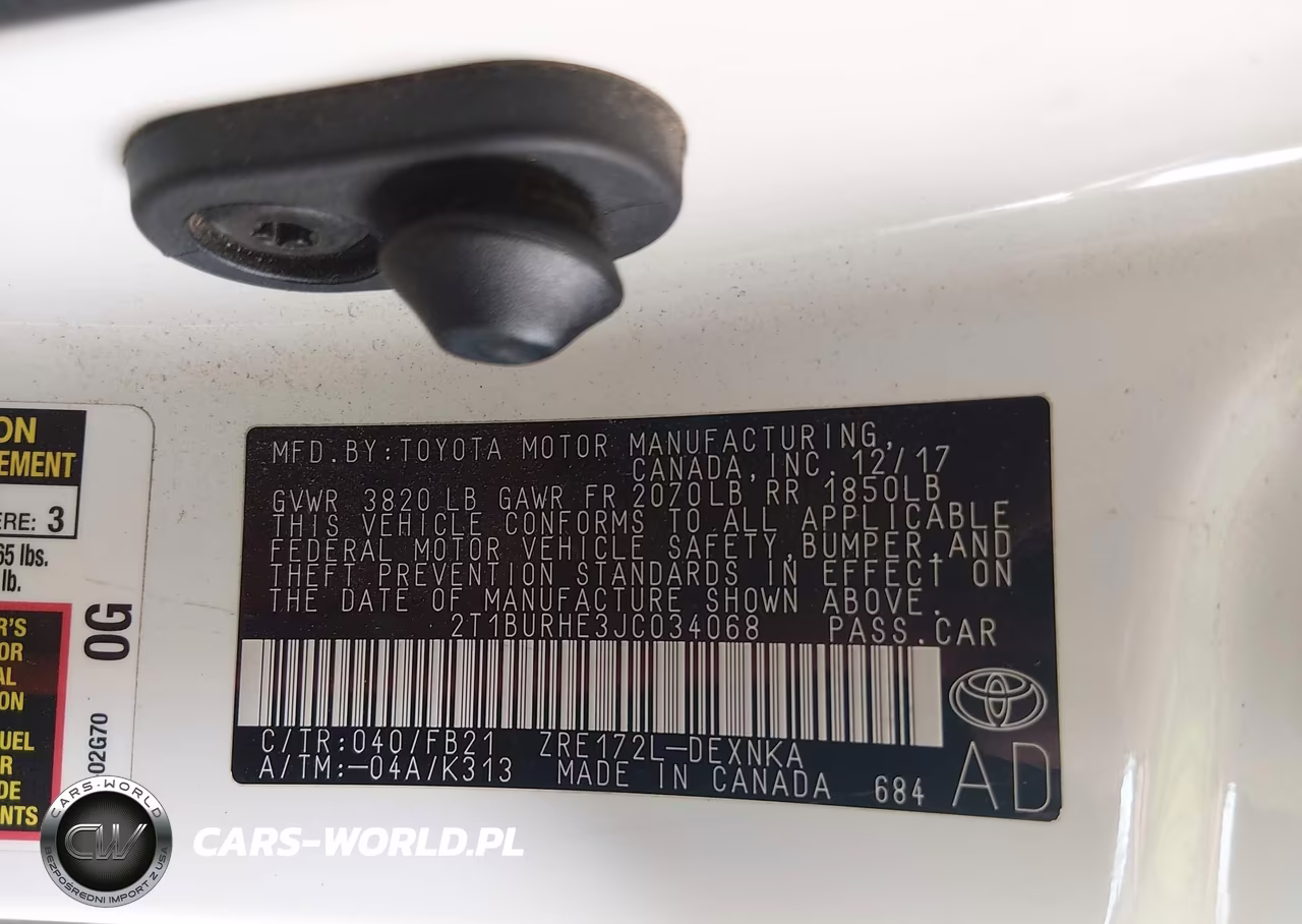 2018 Toyota Corolla Le VIN:2T1BURHE3JC034068 - 9