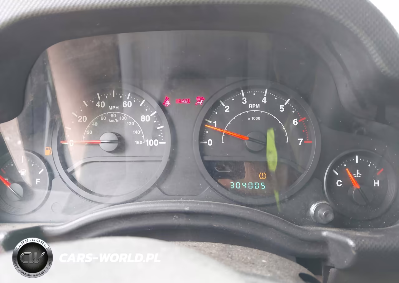 2008 Jeep Wrangler X VIN:1J4FA241X8L542765 - 7