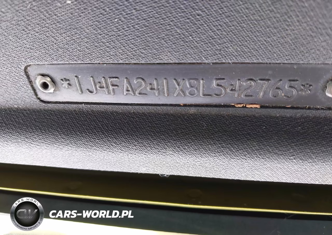 2008 Jeep Wrangler X VIN:1J4FA241X8L542765 - 9