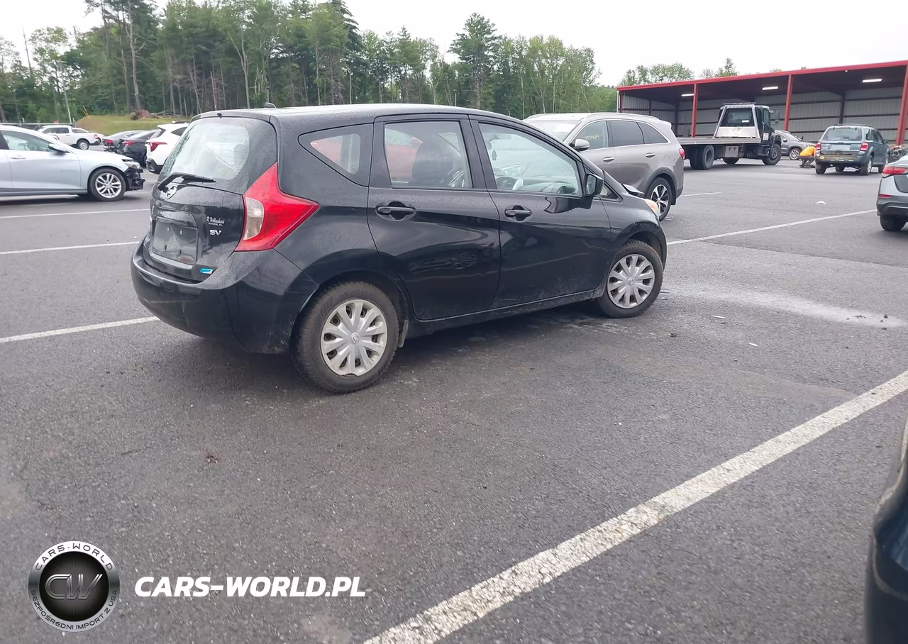 2015 Nissan Versa Note S (Sr)-S Plus-Sl-Sr-Sv VIN:3N1CE2CP2FL395493 - 4