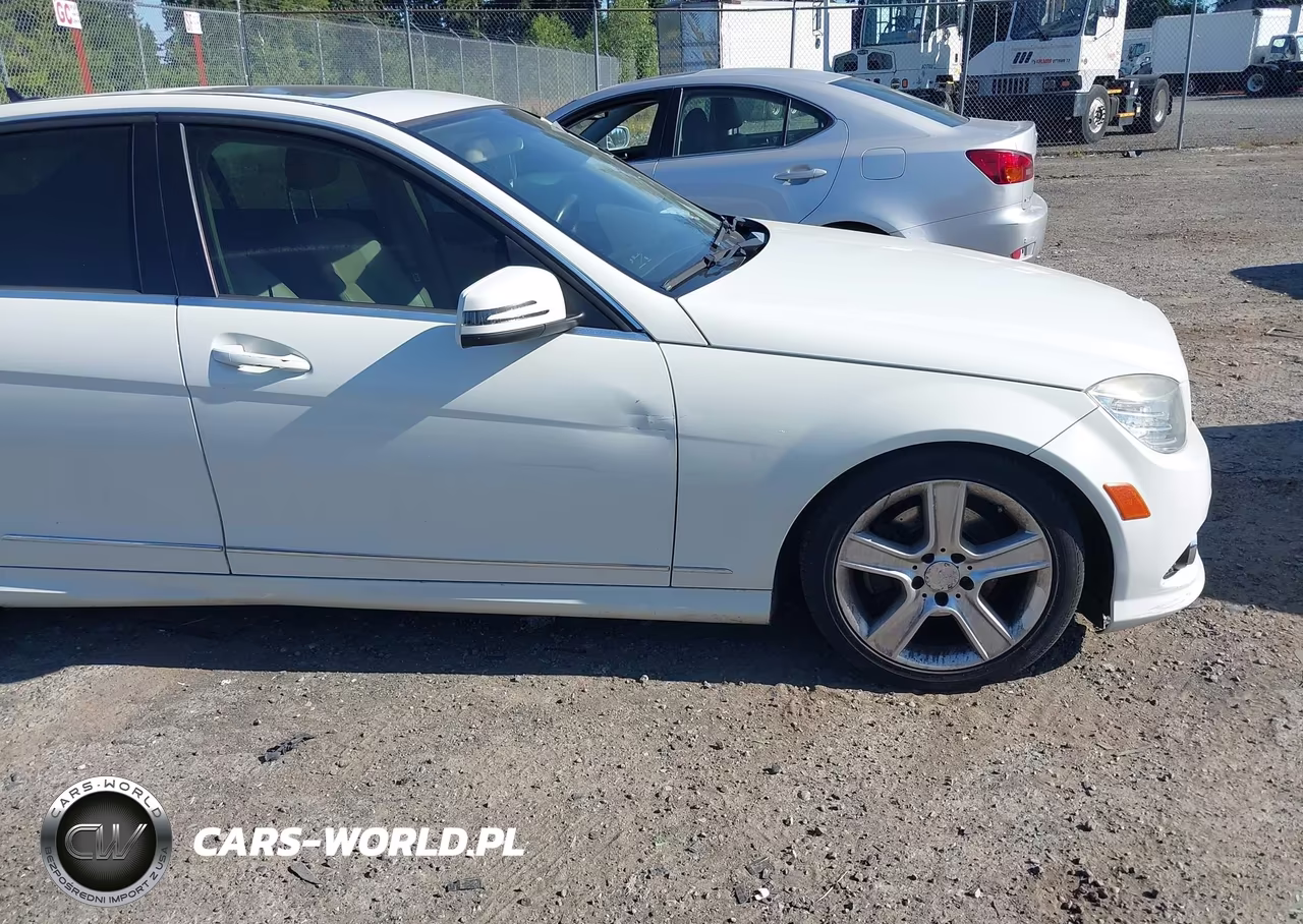 2010 Mercedes-Benz C 300 Luxury 4Matic-Sport 4Matic VIN:WDDGF8BBXAA908399 - 6