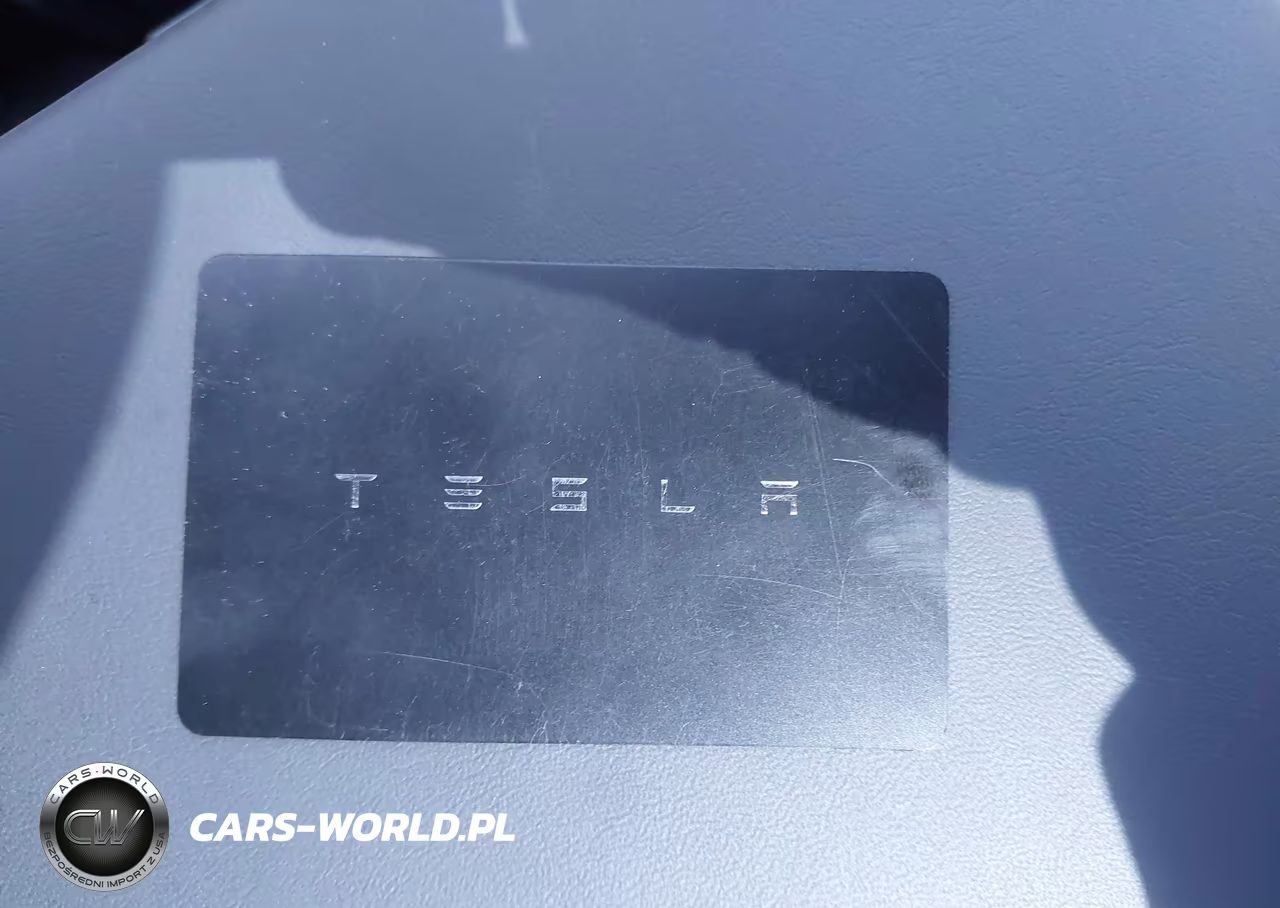 2025 Tesla Cybertruck VIN:7G2CEHEE0SA060392 - 11