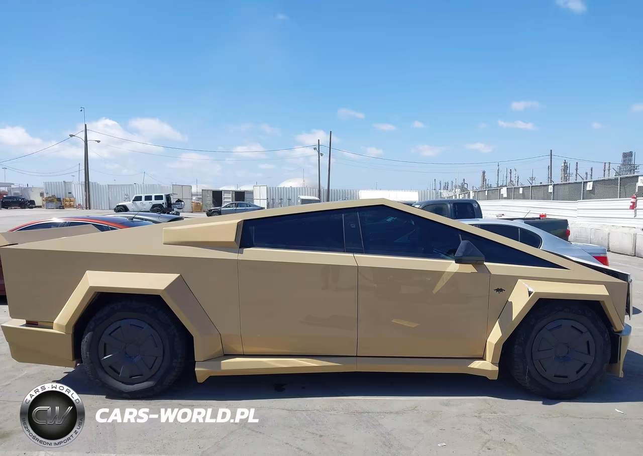 2025 Tesla Cybertruck VIN:7G2CEHEE0SA060392 - 13