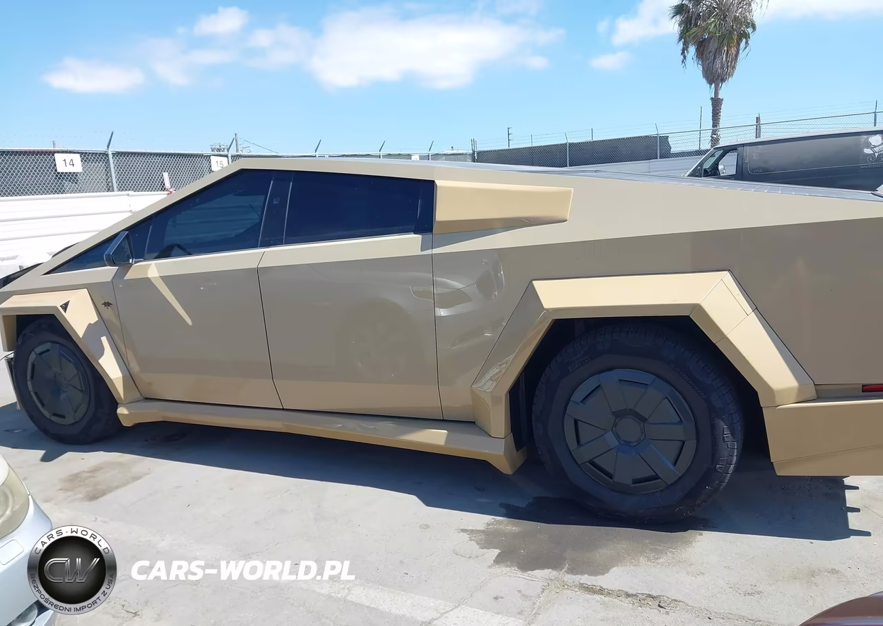 2025 Tesla Cybertruck VIN:7G2CEHEE0SA060392 - 14
